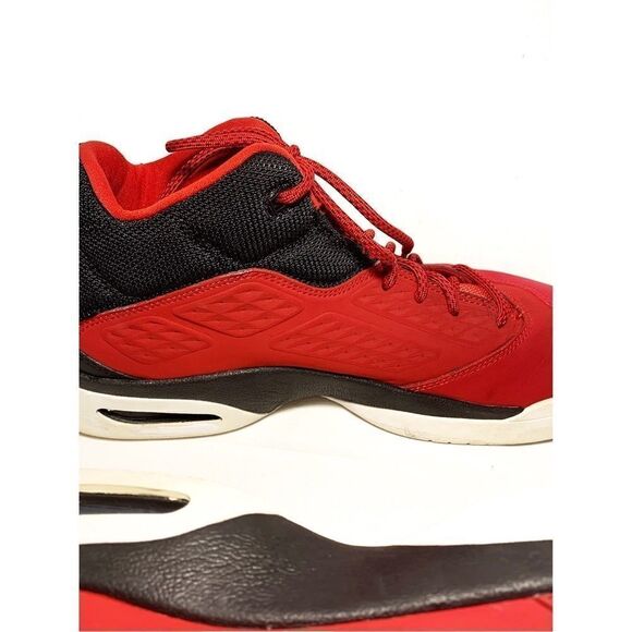 Men’s Nike Shoes  - Picture 12 of 14